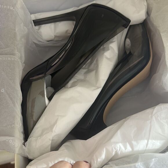 NEW Good American CINDER-F*CKING-RELLA PUMP Light Smoke - Picture 6 of 8